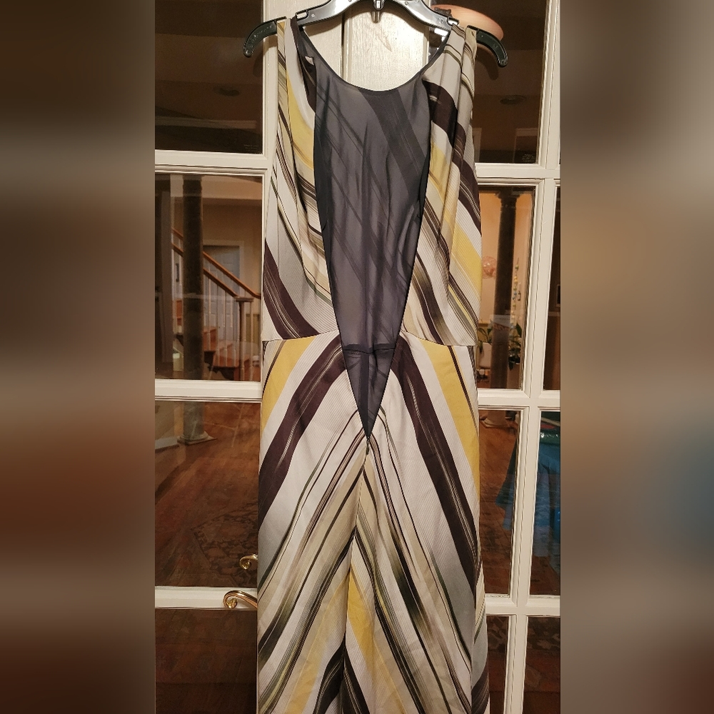 Dress - Picture 4 of 6